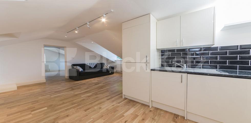 			New Instruction! Private roof terrace!, 2 Bedroom, 1 bath, 1 reception Flat			 Wetherill Road , Muswell Hill